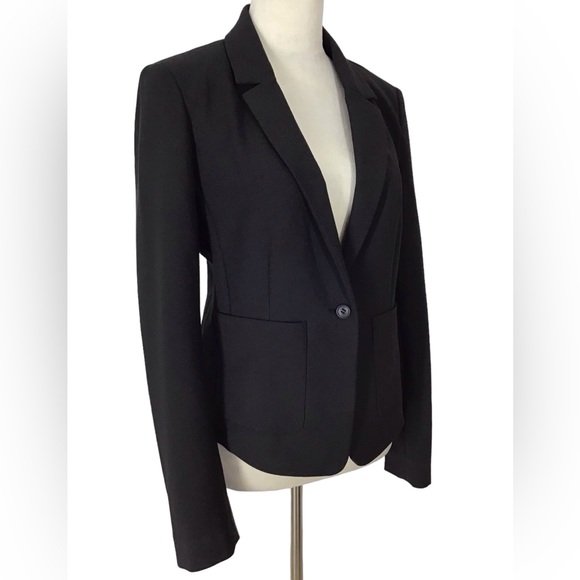 Elizabeth and James Black Single Breasted Blazer Size 10